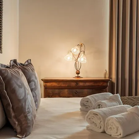 Palazzo Ristori Apartman *