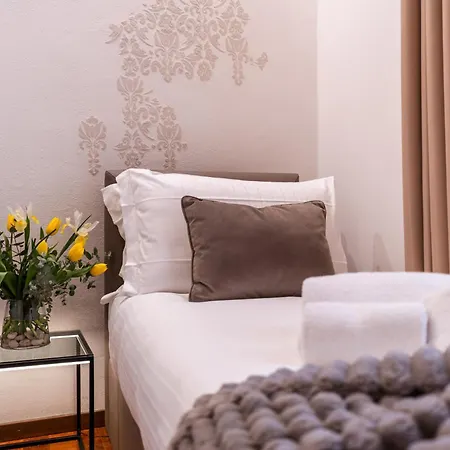 Palazzo Ristori Apartman *