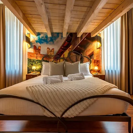 Palazzo Ristori Daire *